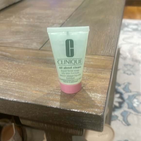 All About Clean For Oily Skin - Picture 1 of 1